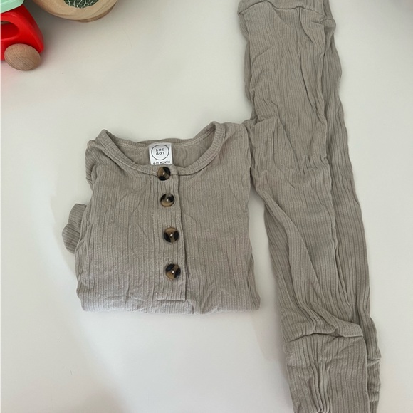 Lou lou and company noah ribbed top and bottom set - Picture 3 of 4